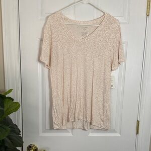 Nine West Blush V-Neck Short Sleeve Tee